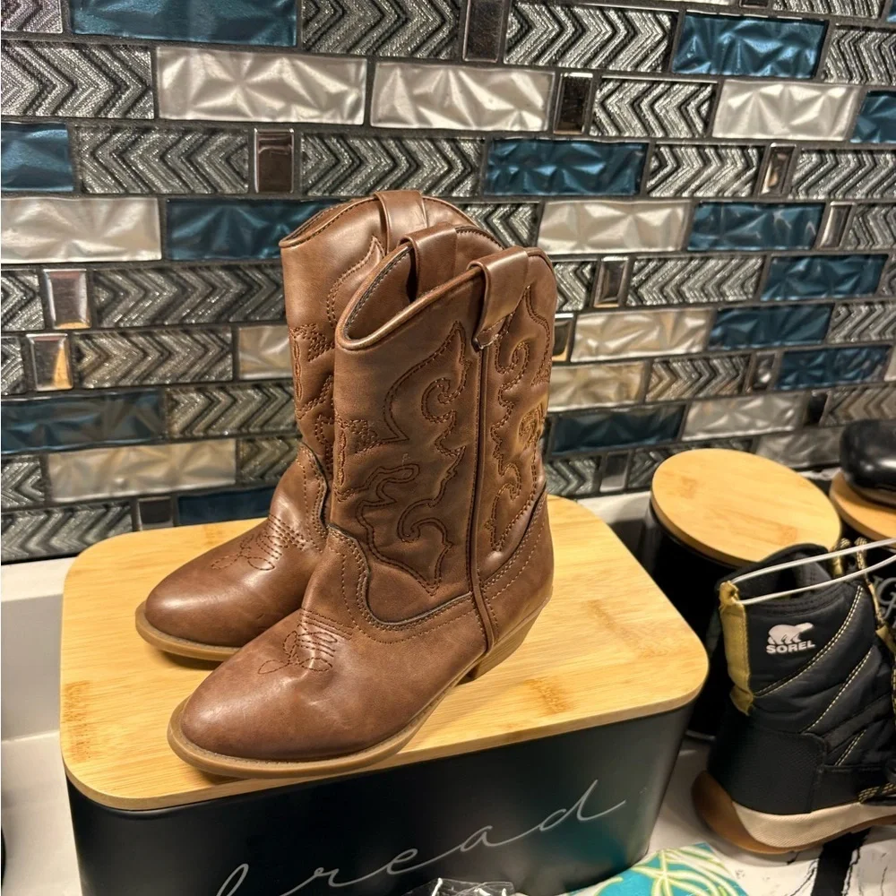 Tucker + Tate Light Brown Footwear